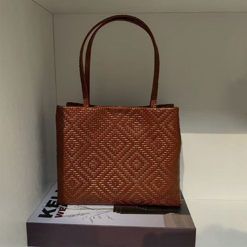 Mendy Genuine Leather Woven Pi - Leatherwork Designs ulasan dan harga